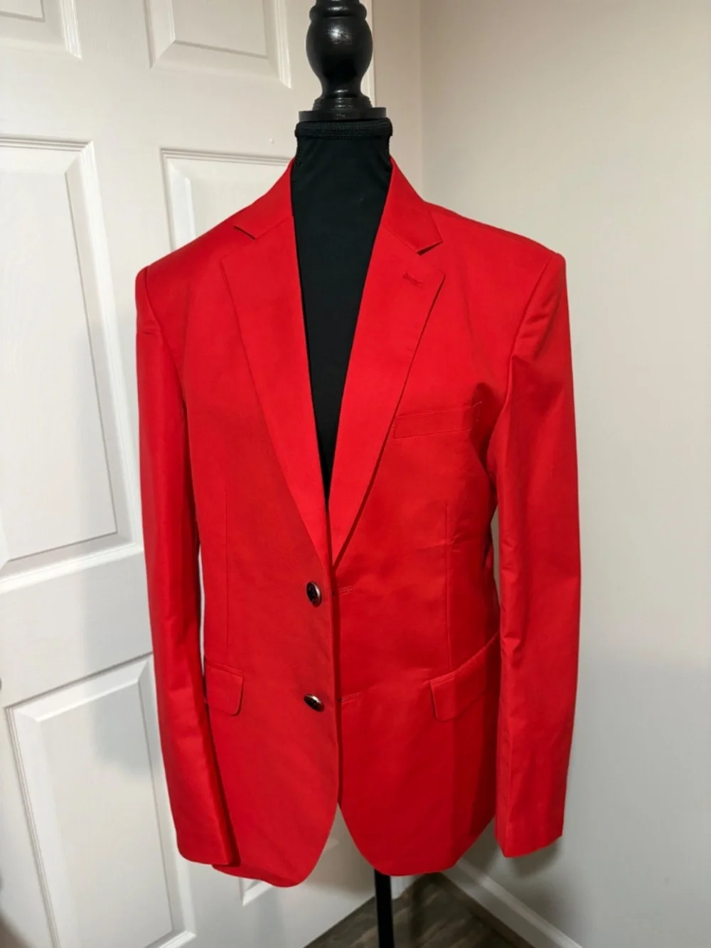 Mi Bo Tong Suit